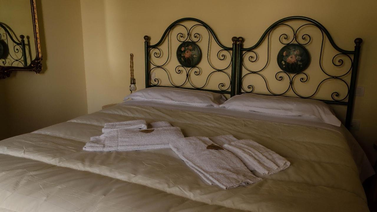 Agriturismo L'Olmo Σαν Τζιμινιάνο Εξωτερικό φωτογραφία