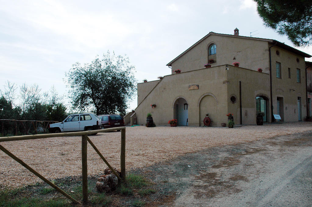 Agriturismo L'Olmo Σαν Τζιμινιάνο Εξωτερικό φωτογραφία